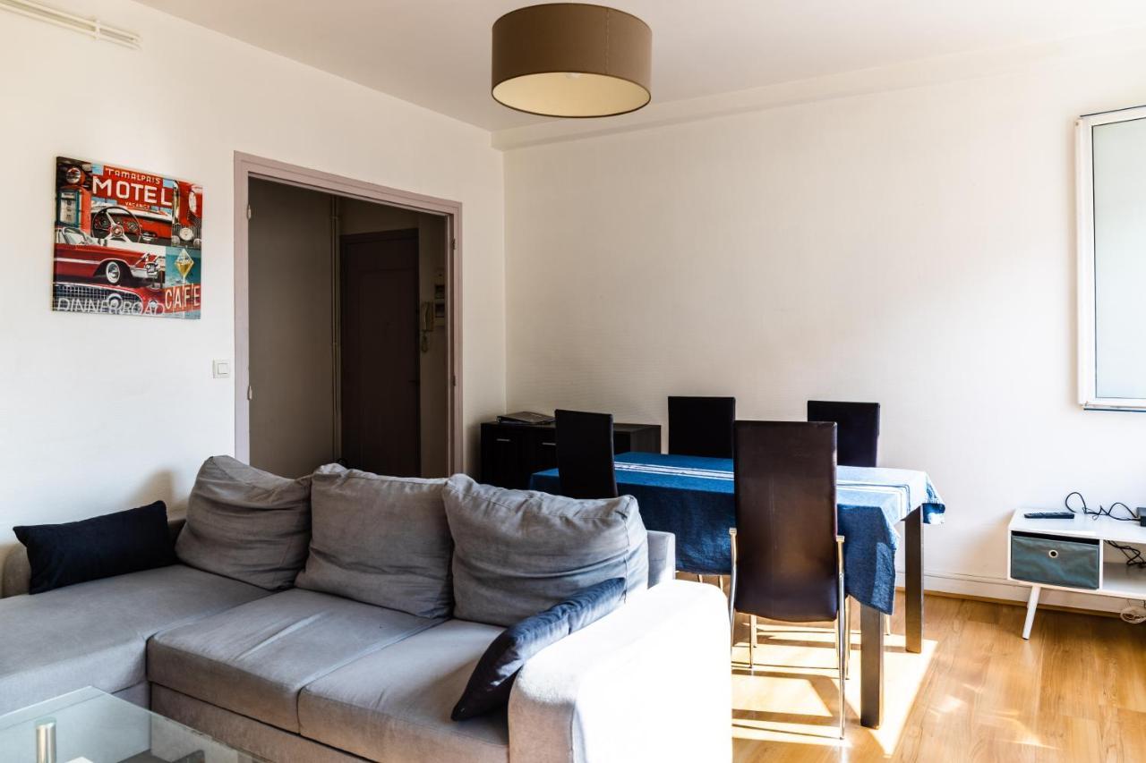 Le Voltaire -2 Chambres- 70M2- Hypercentre-Parking-Wifi Fibre- Nouvelle Literie Тарб Екстер'єр фото