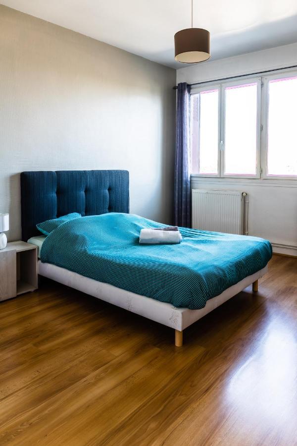Le Voltaire -2 Chambres- 70M2- Hypercentre-Parking-Wifi Fibre- Nouvelle Literie Тарб Екстер'єр фото