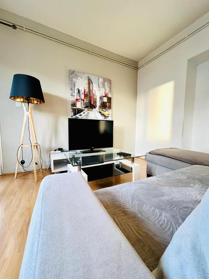 Le Voltaire -2 Chambres- 70M2- Hypercentre-Parking-Wifi Fibre- Nouvelle Literie Тарб Екстер'єр фото