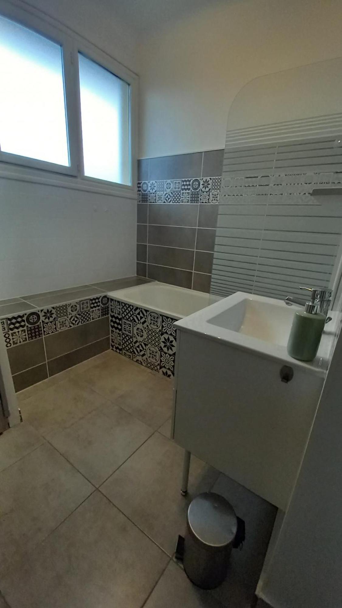 Le Voltaire -2 Chambres- 70M2- Hypercentre-Parking-Wifi Fibre- Nouvelle Literie Тарб Екстер'єр фото